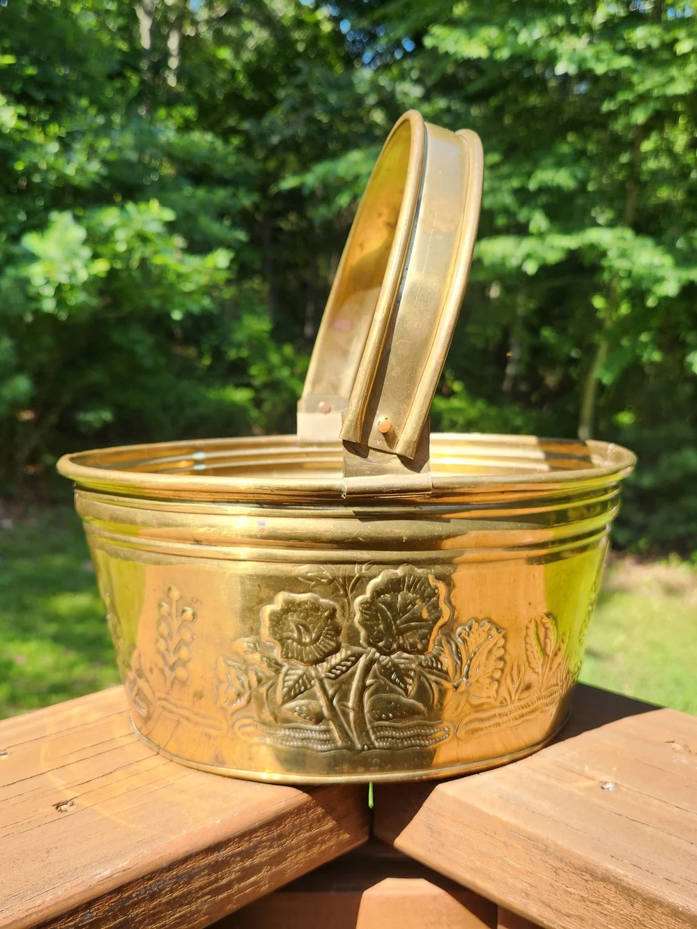 Brass Decorative Flower Basket / Planter with Handle
